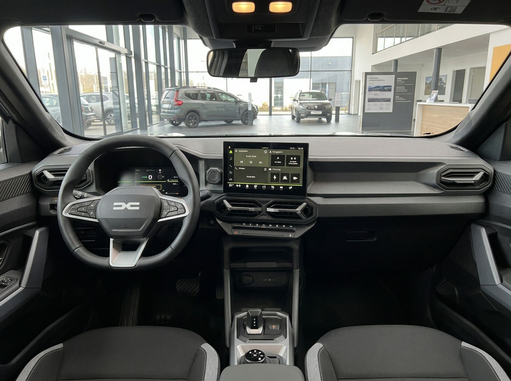 Fahrzeug Innenraum mit modernem Cockpit, Lenkrad und Touchscreen Display
