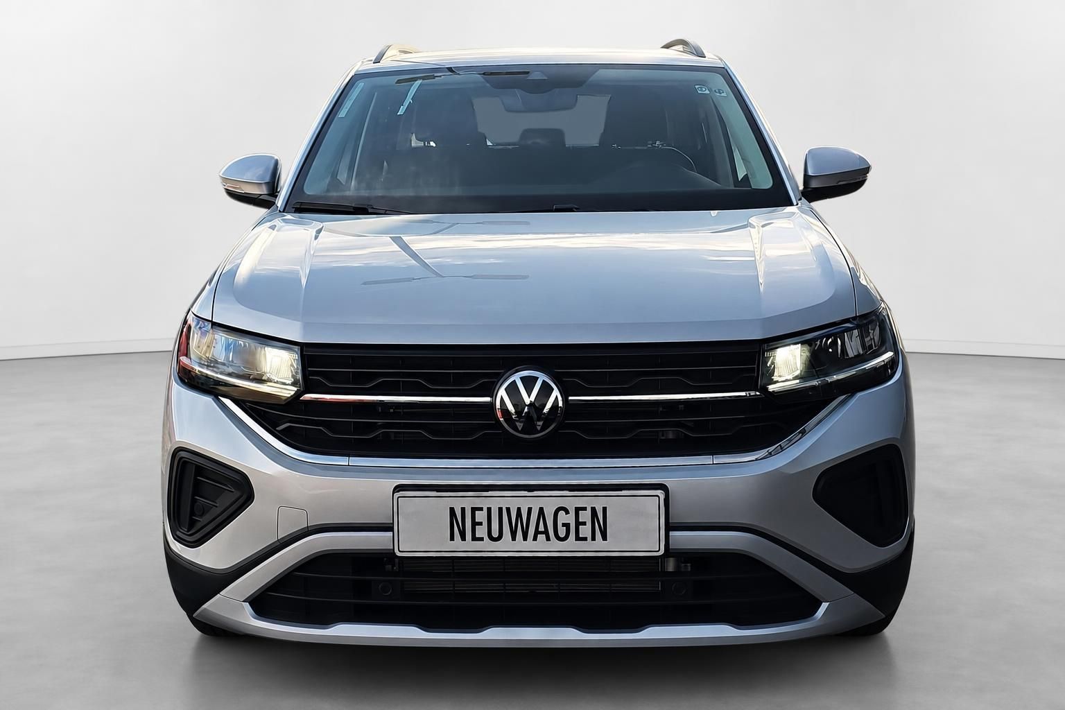 VW T-Cross silber Frontansicht Neuwagen SUV mit LED-Scheinwerfern
