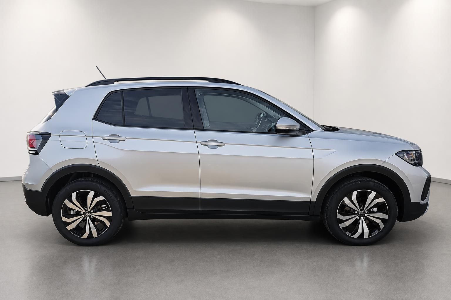 VW T-Cross silber Seitenansicht Neuwagen SUV mit Leichtmetallfelgen