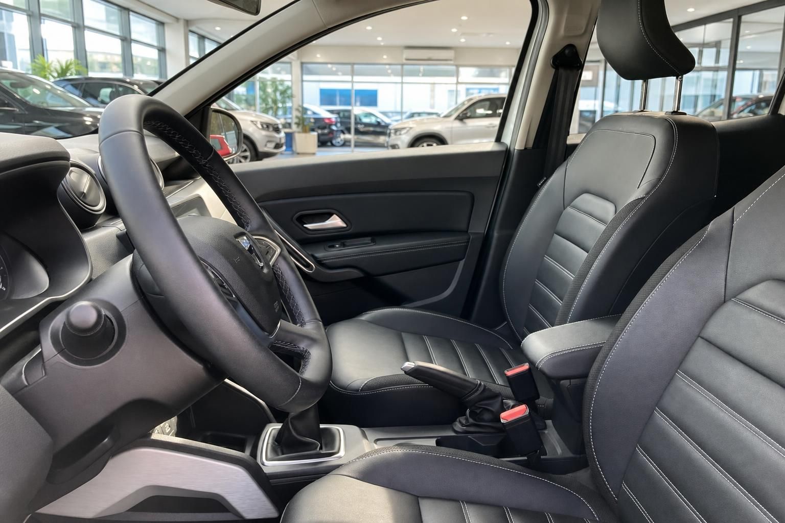 Dacia Duster - Bild 8 von 15