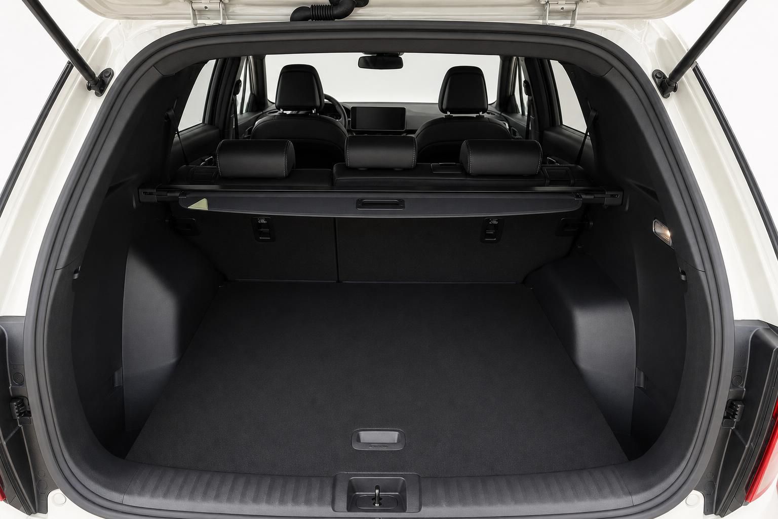 Kofferraum mit viel Ladevolumen im SsangYong Torres EVX