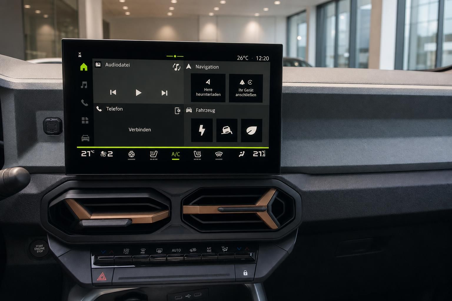 Touchscreen-Infotainmentsystem mit Klimabedienung im Fahrzeugcockpit