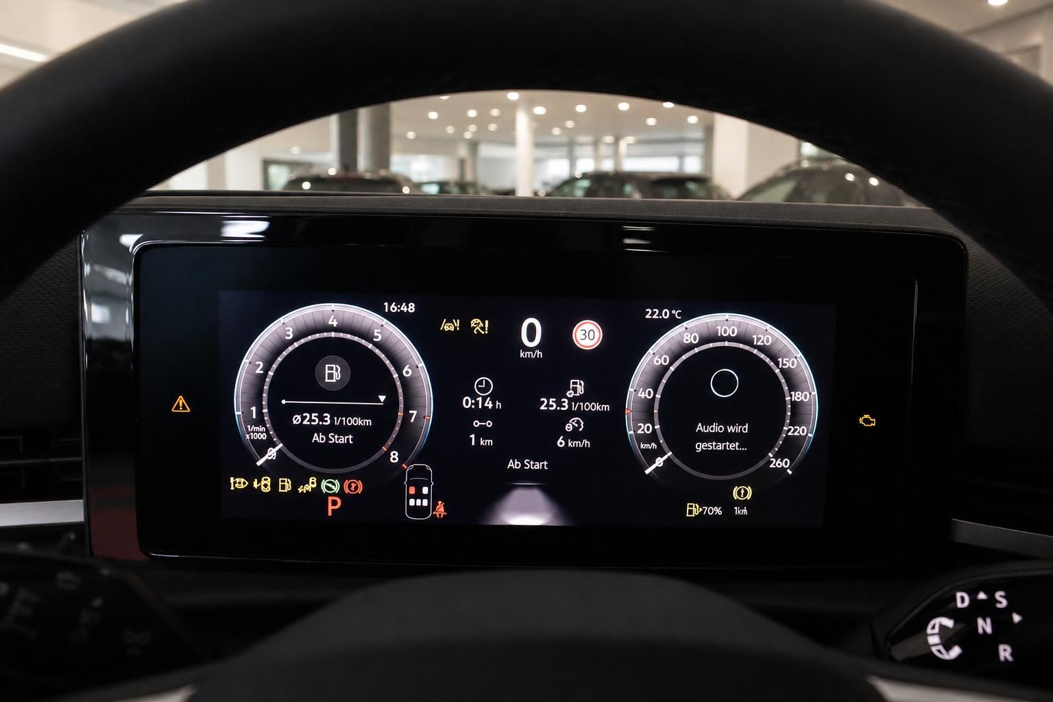 VW T-Roc digitales Kombiinstrument mit Tacho Anzeige