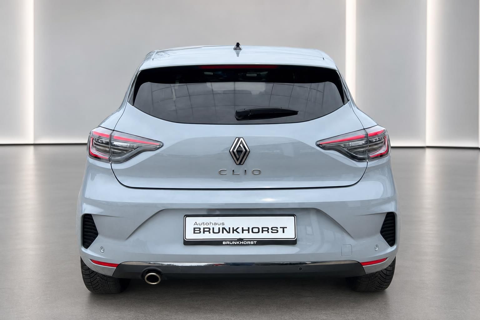 Renault Clio silber Heckansicht LED Rückleuchten Kennzeichen Brunkhorst Autohaus elegantes Design