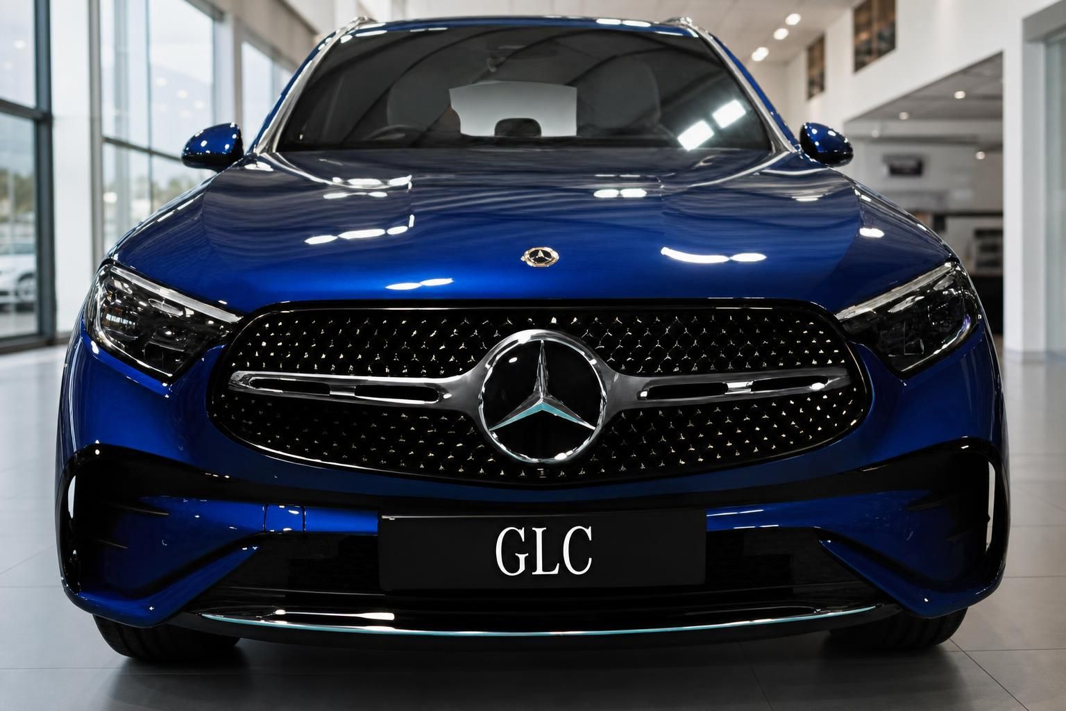 Mercedes-Benz GLC blau, Frontansicht mit Kühlergrill