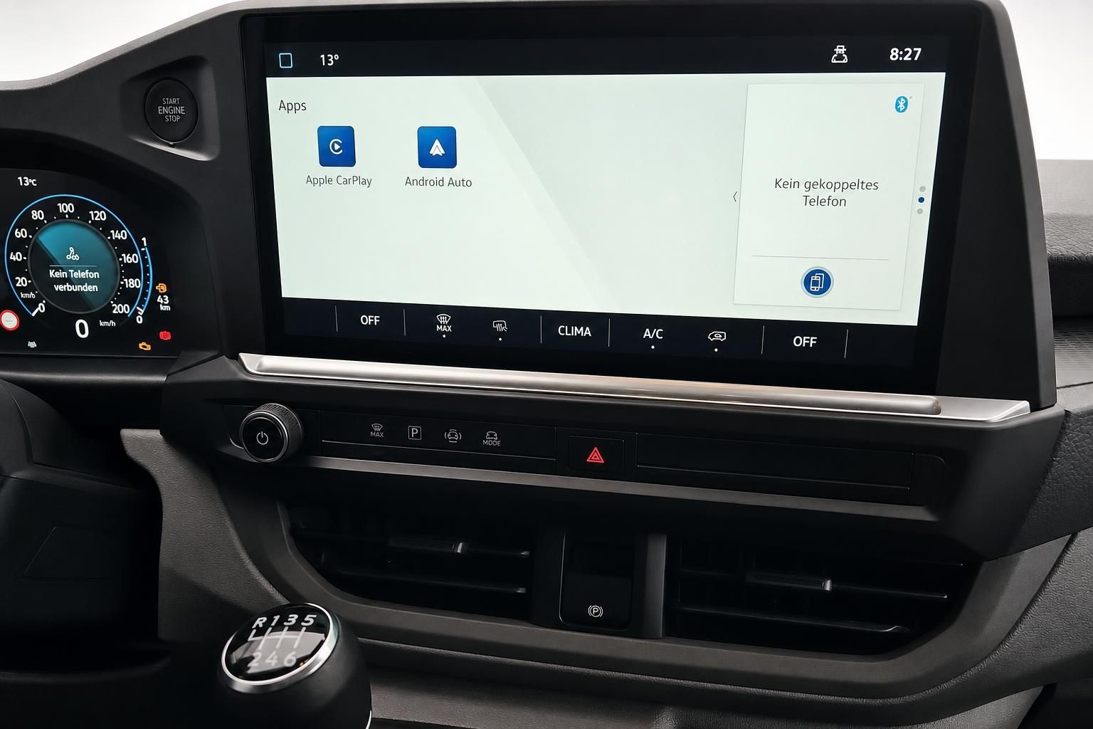 Infotainment-Display mit Apple CarPlay im VW Transporter