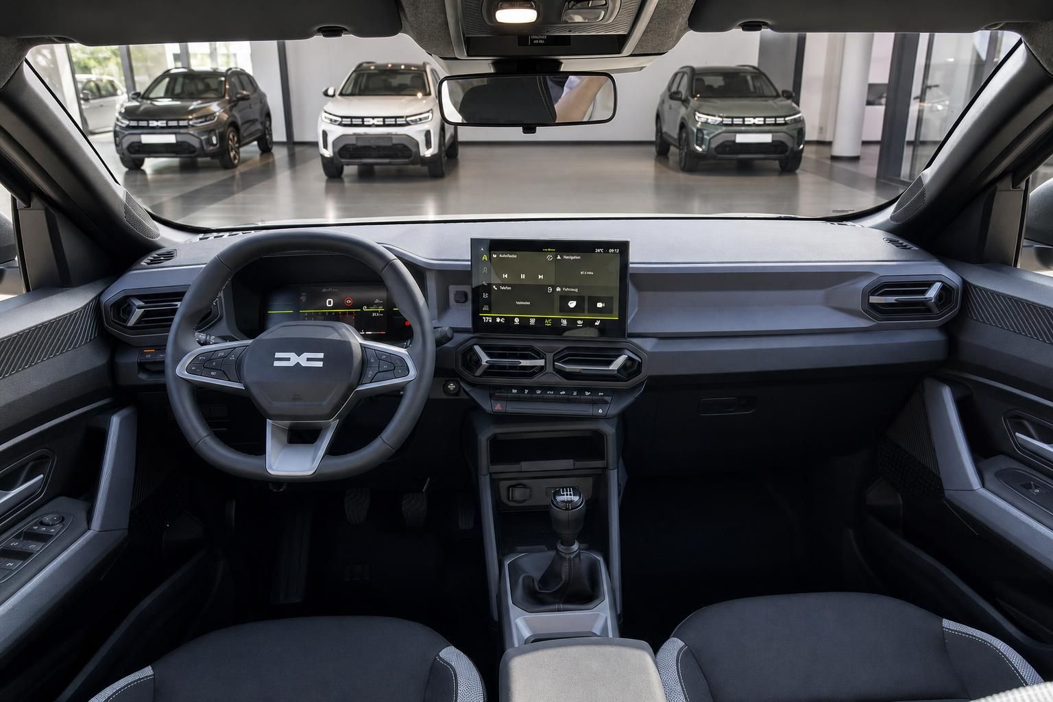 Dacia Duster Innenraum Cockpit mit Lenkrad und Display