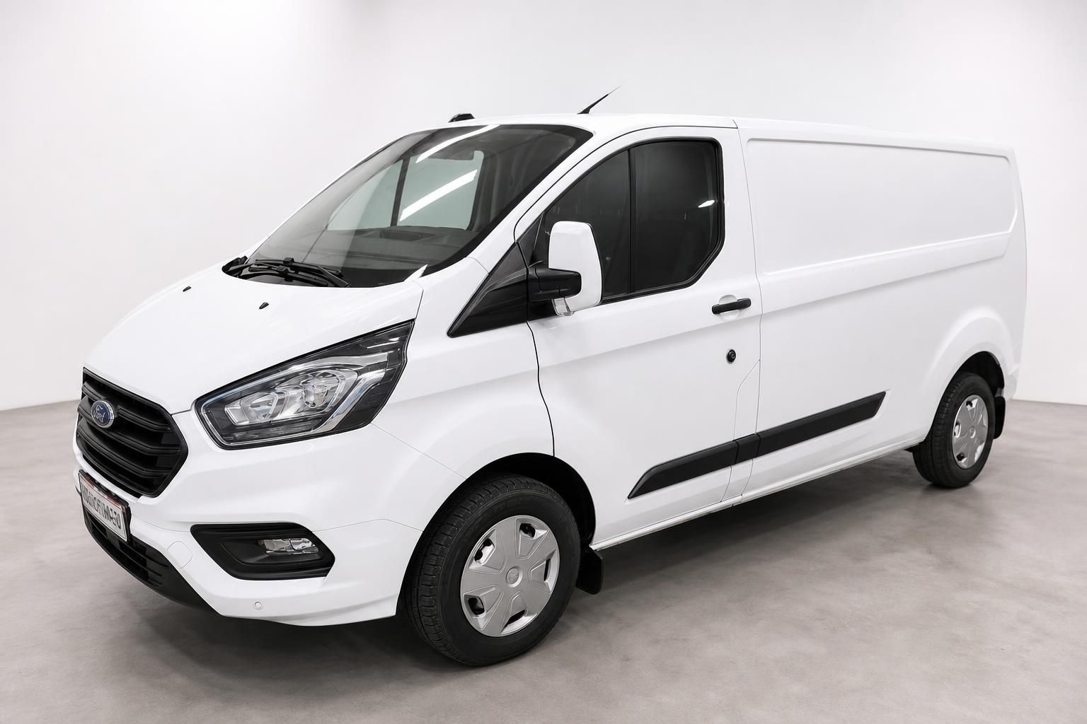 Ford Transit Custom weiß Kastenwagen Frontansicht seitlich