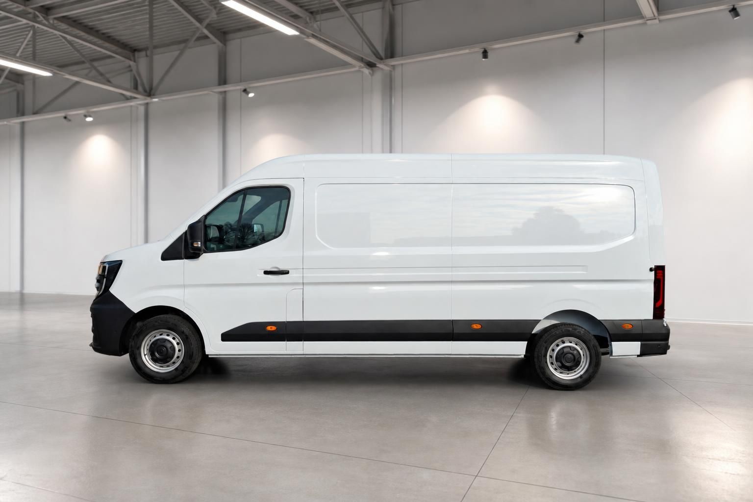 Nissan Interstar Kastenwagen weiss Seitenansicht komplett von der Seite