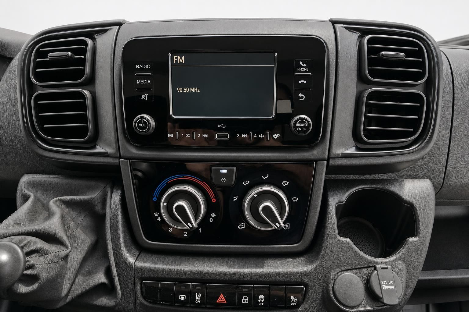 Fiat Ducato Radio und Klimabedienung im Detail