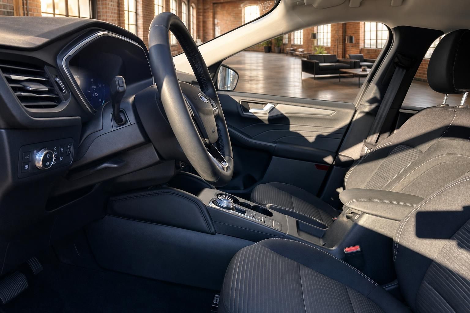 Ford Kuga - Bild 11 von 15