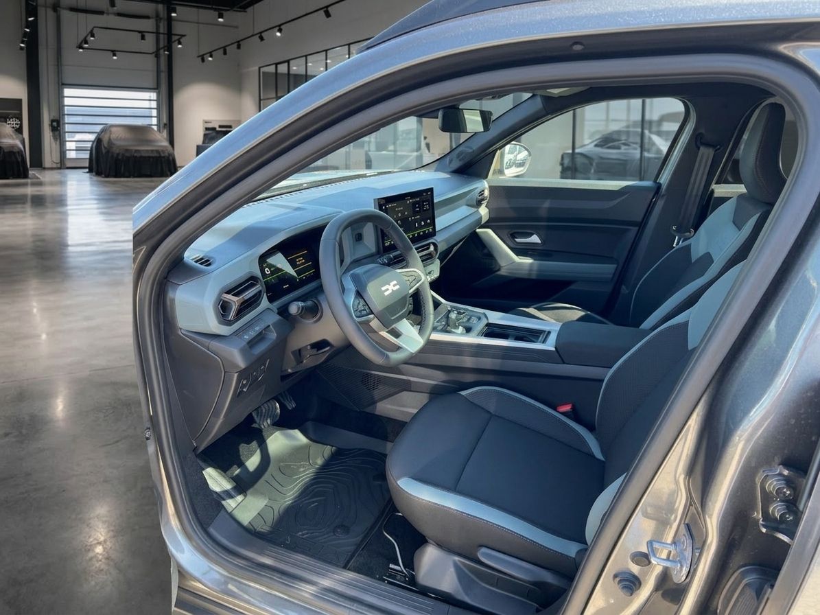 Fahrzeug Innenraum schwarz Armaturenbrett Lenkrad Sitze