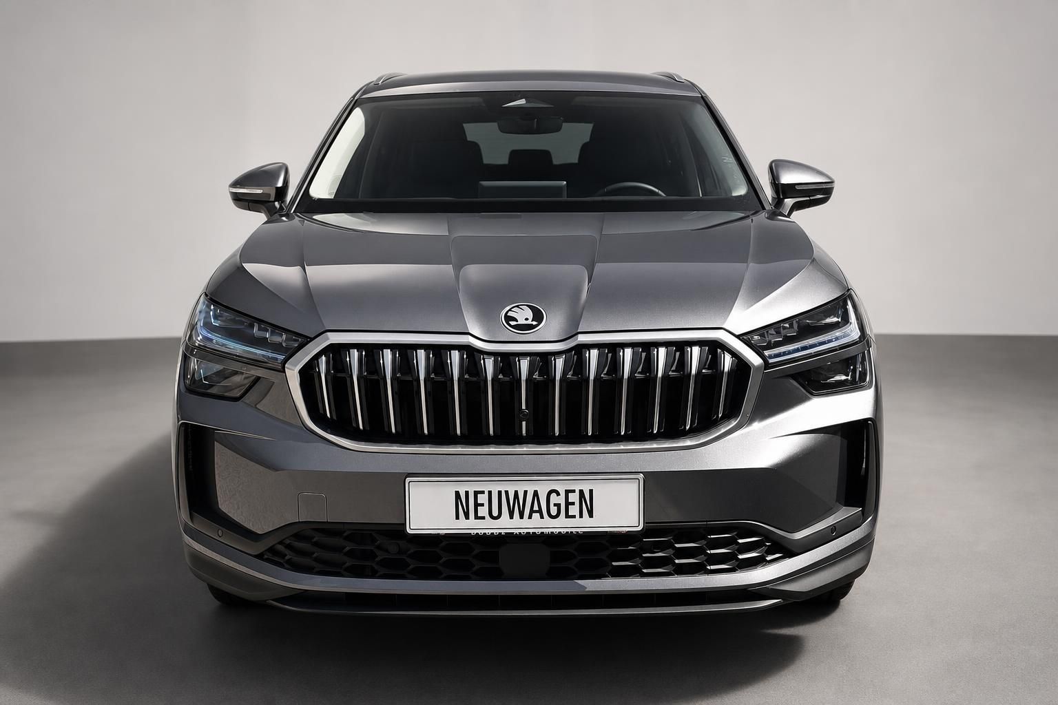 Škoda Kodiaq grau, Frontansicht mit Kühlergrill