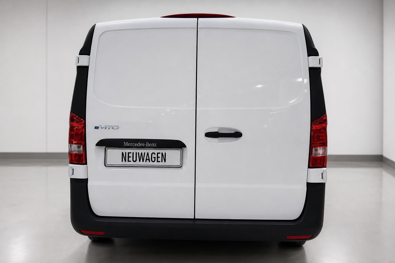 Mercedes-Benz eVito Kastenwagen weiß, Heckansicht mit Doppeltüren