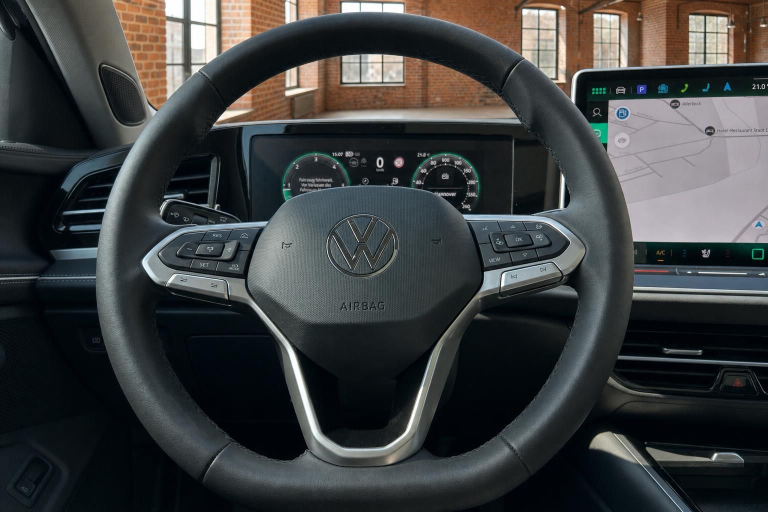 VW Lenkrad mit Multifunktionstasten und digitalem Tacho