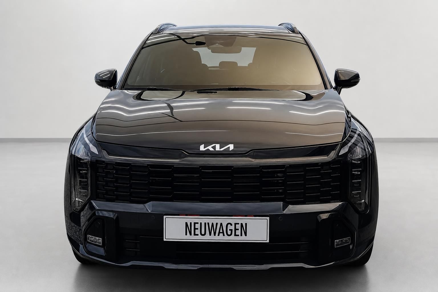 Kia Sportage schwarz SUV Frontansicht mit Kuehlergrill