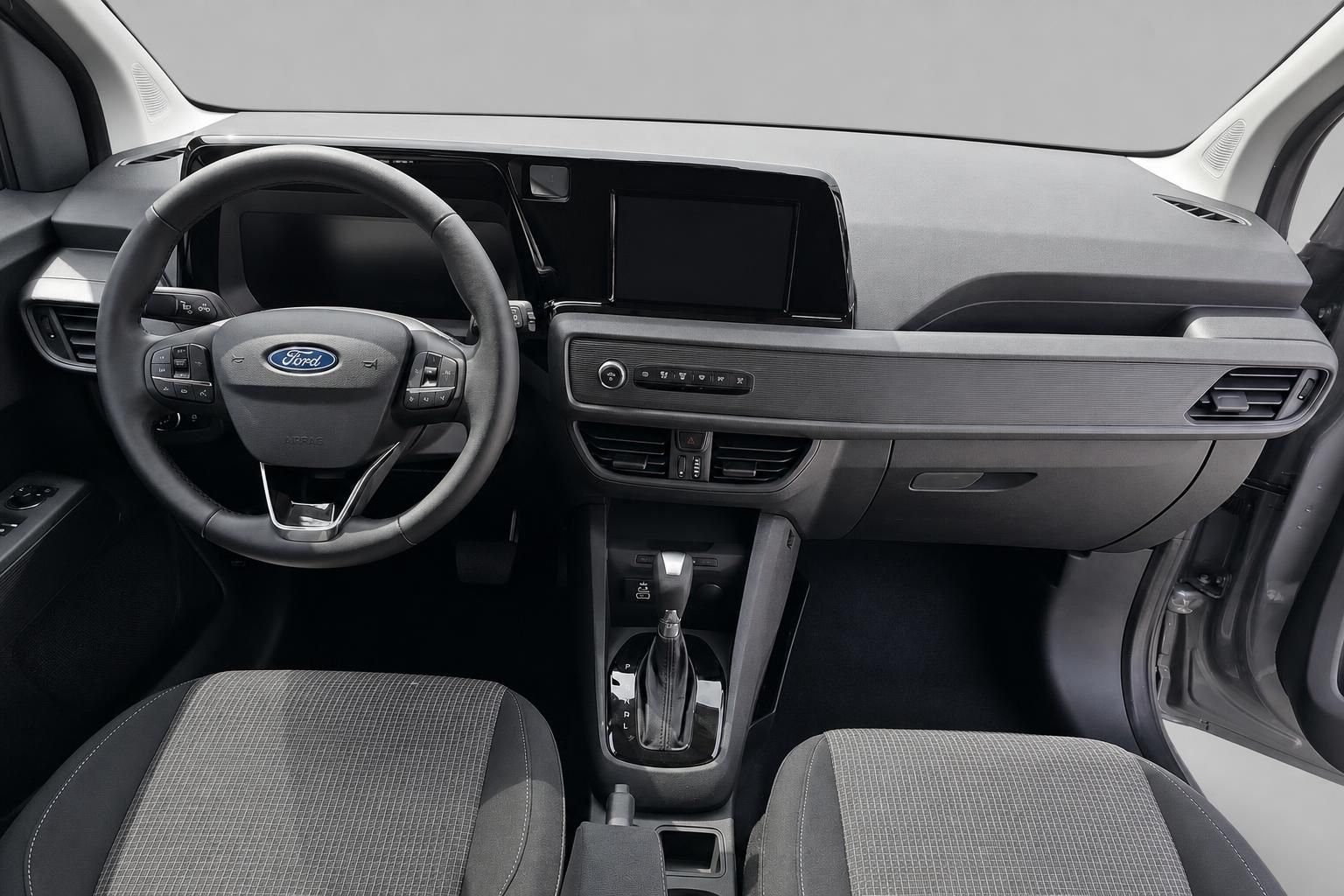 Ford Cockpit mit Lenkrad, Schaltung und Display im Detail
