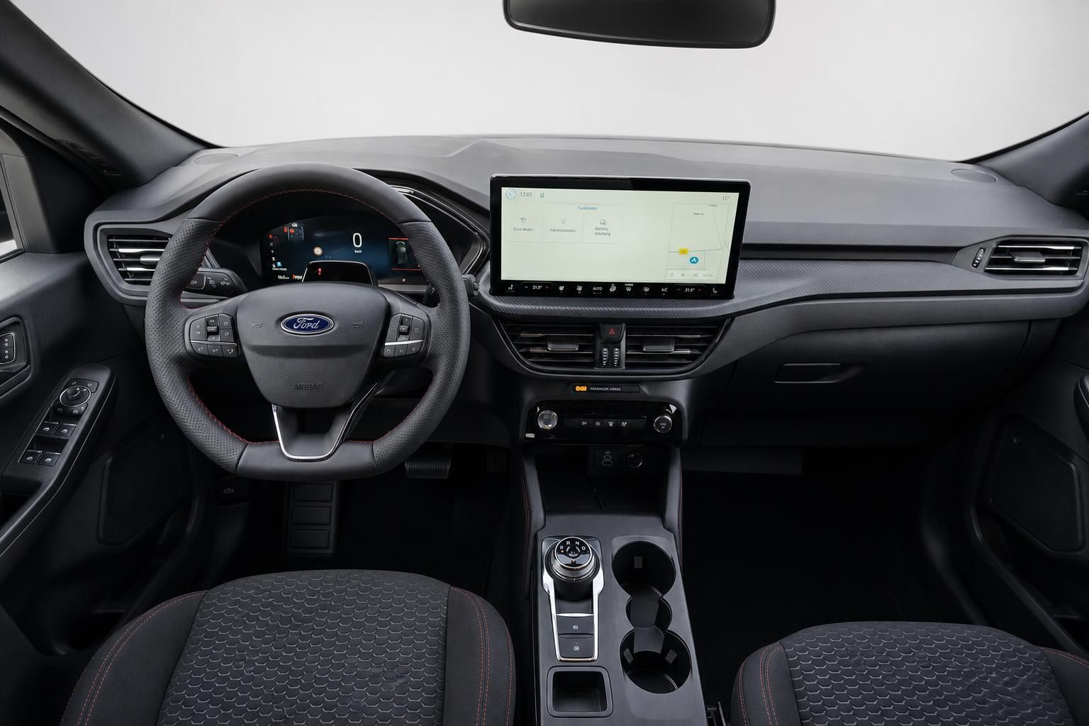 Ford Cockpit mit Lenkrad und Touchscreen Navigation