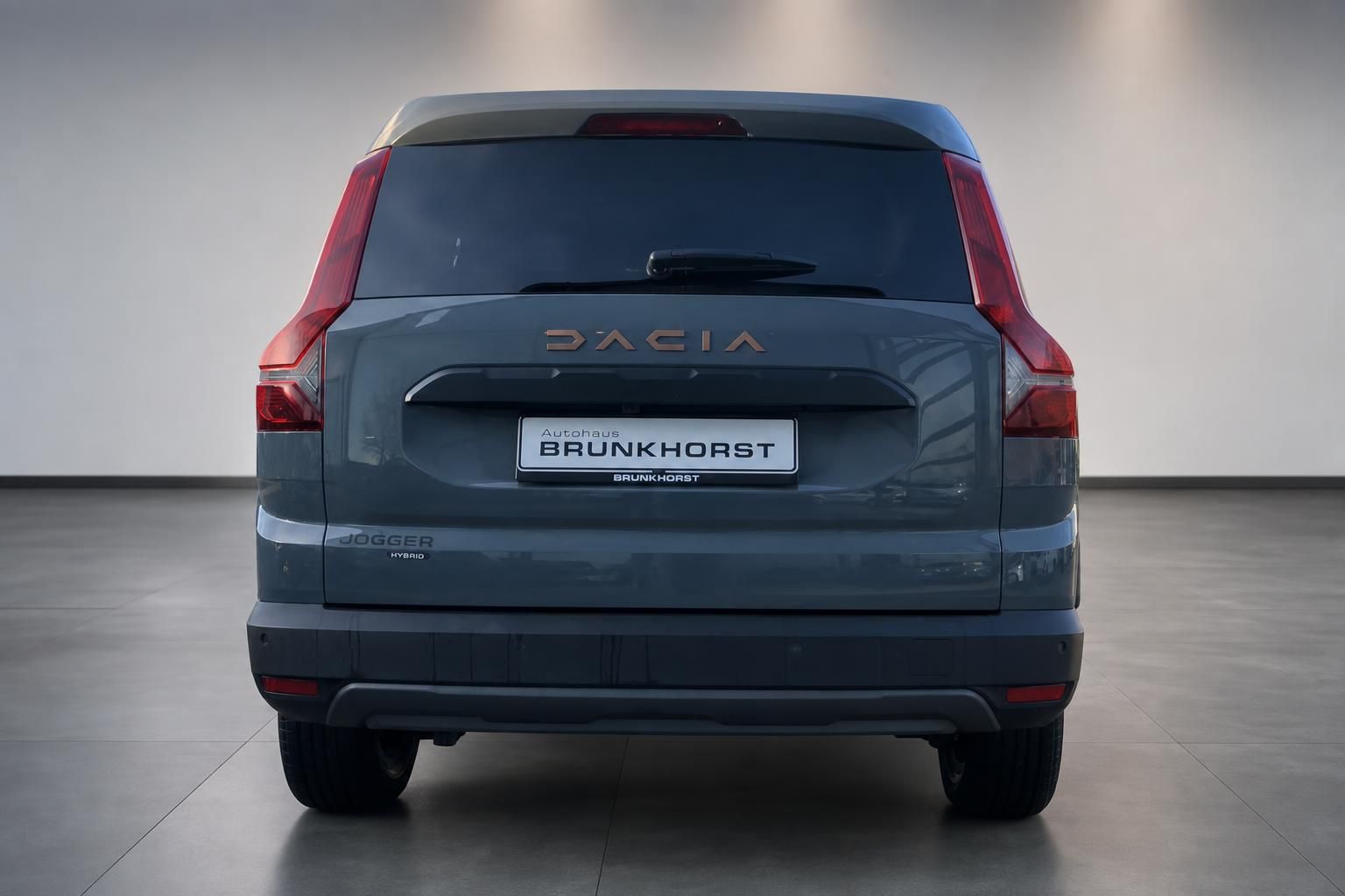 Dacia Jogger Hybrid Heckansicht in Blaugrau - Autohaus Brunkhorst