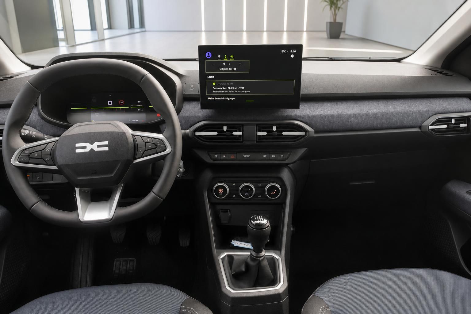 Dacia Sandero Innenraum Cockpit mit Lenkrad und Touchscreen