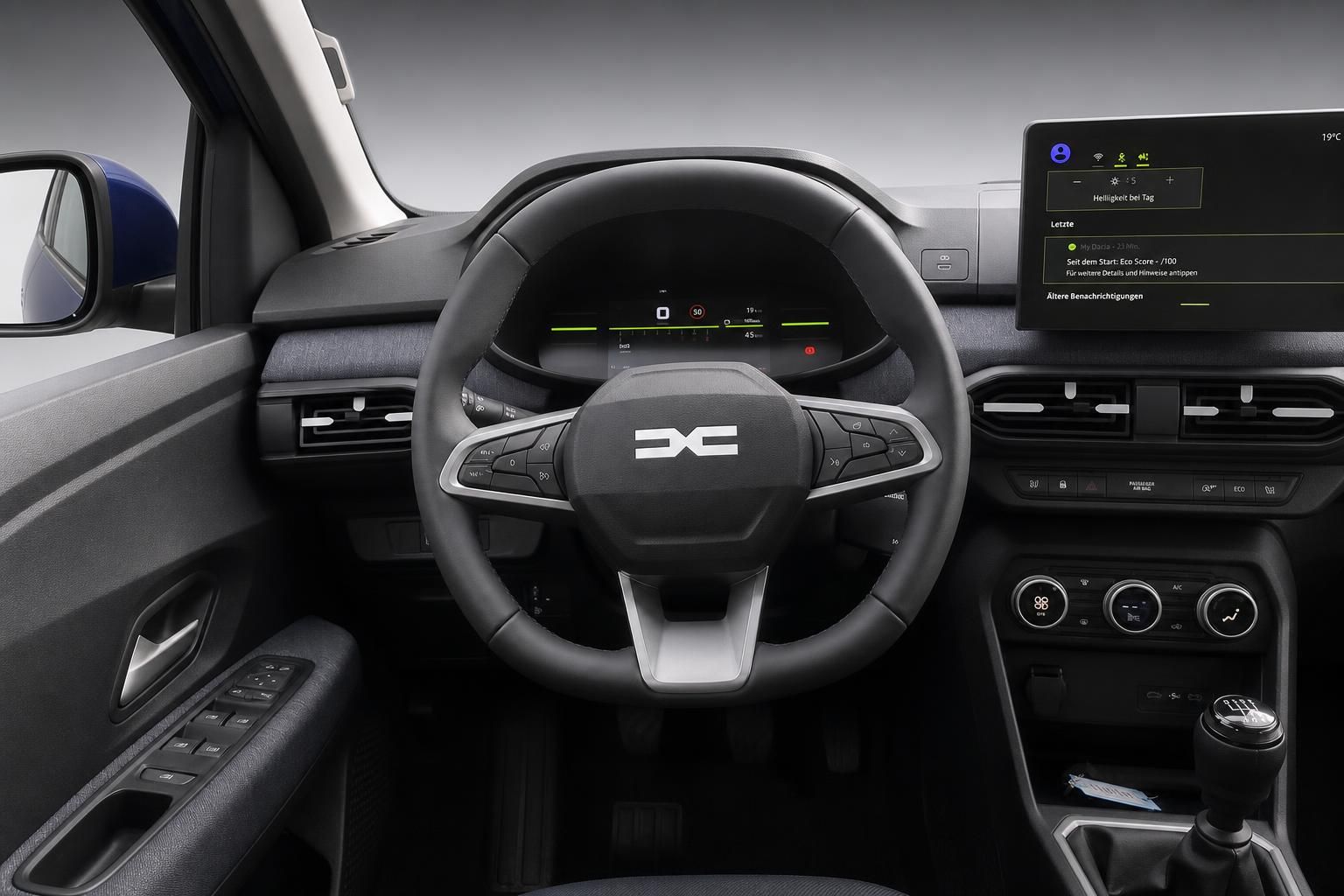 Dacia Cockpit mit Lenkrad, Digitaltacho und Touchscreen im Detail