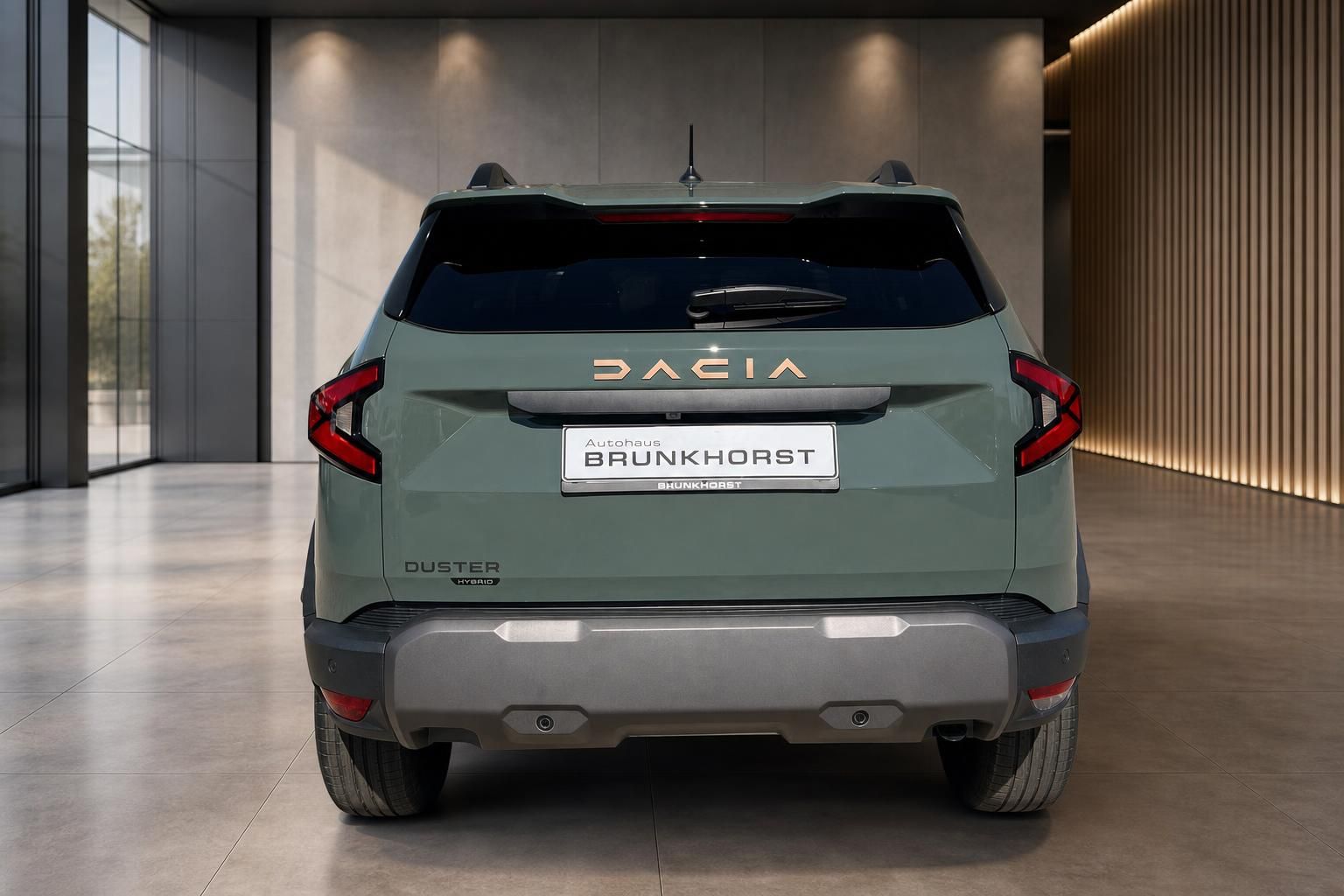 Dacia Duster Hybrid - Heckansicht mit modernen LED-Rücklichtern und Autohaus Brunkhorst Kennzeichen