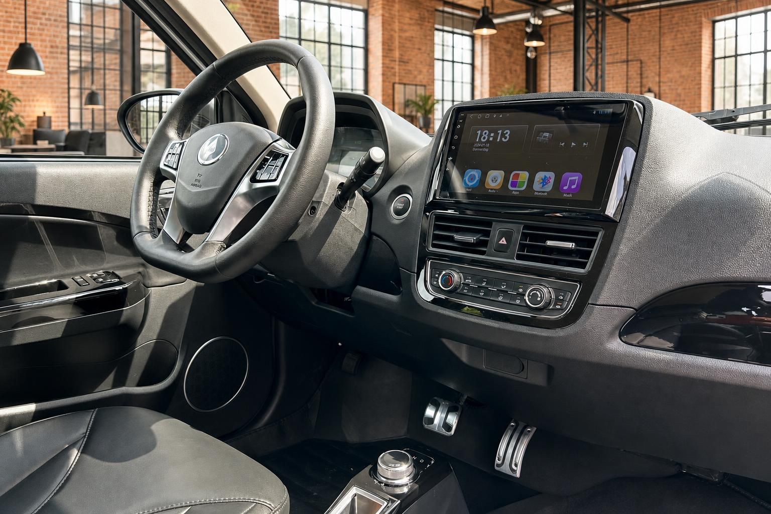 Fahrzeug Cockpit mit Touchscreen-Infotainment, Lenkrad und Armaturenbrett