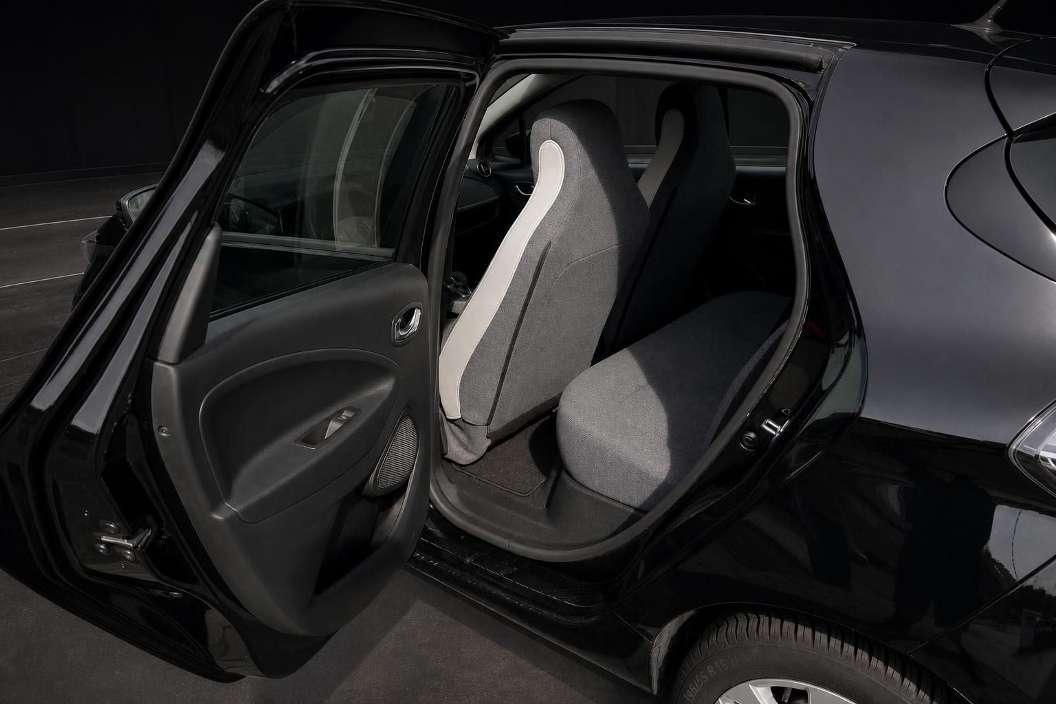 Renault Zoe Rücksitze mit geöffneter Fondtür