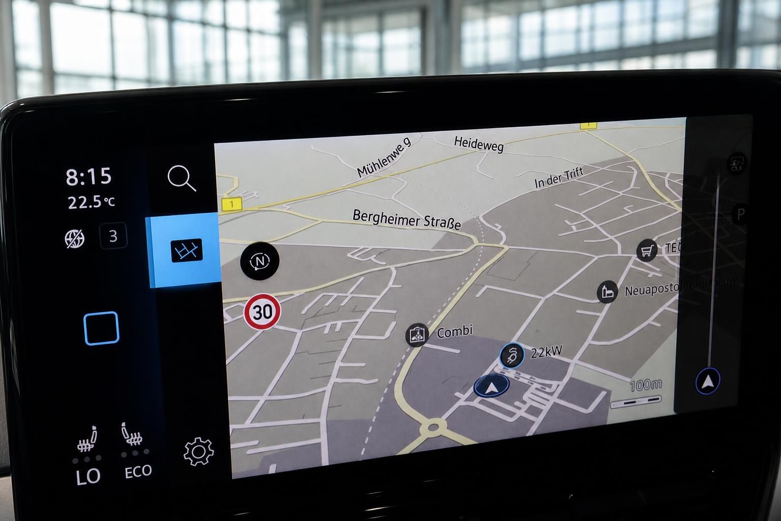VW ID.4 Navigationssystem mit Kartenansicht im Touchscreen-Display