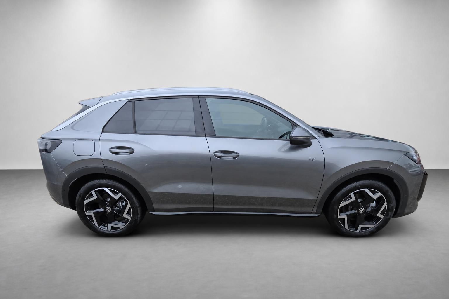 VW T-Roc grau Seitenansicht Profil im Fotostudio