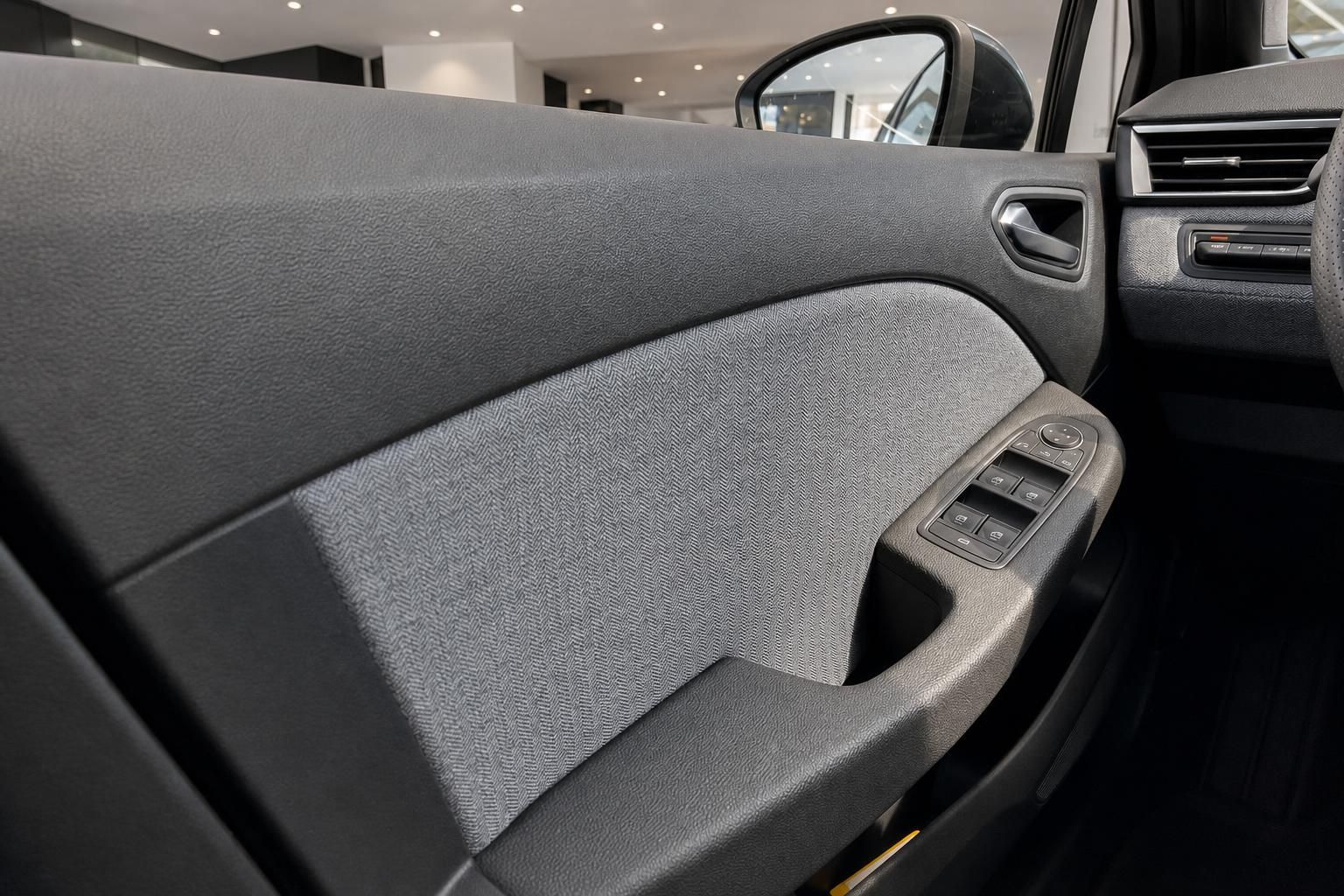 Renault Clio - Bild 10 von 12