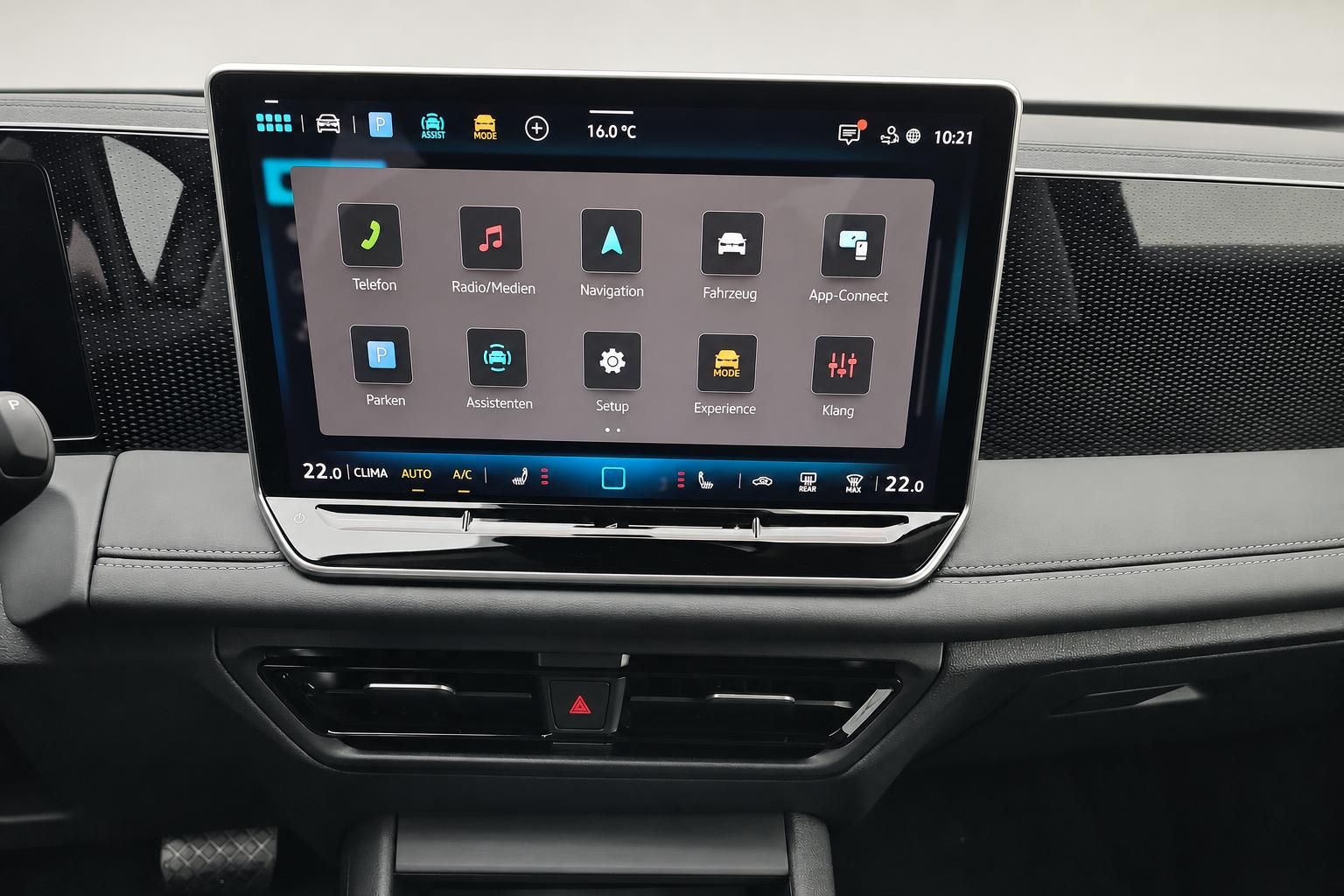 Infotainment-Touchscreen im VW mit Navigation und App-Connect