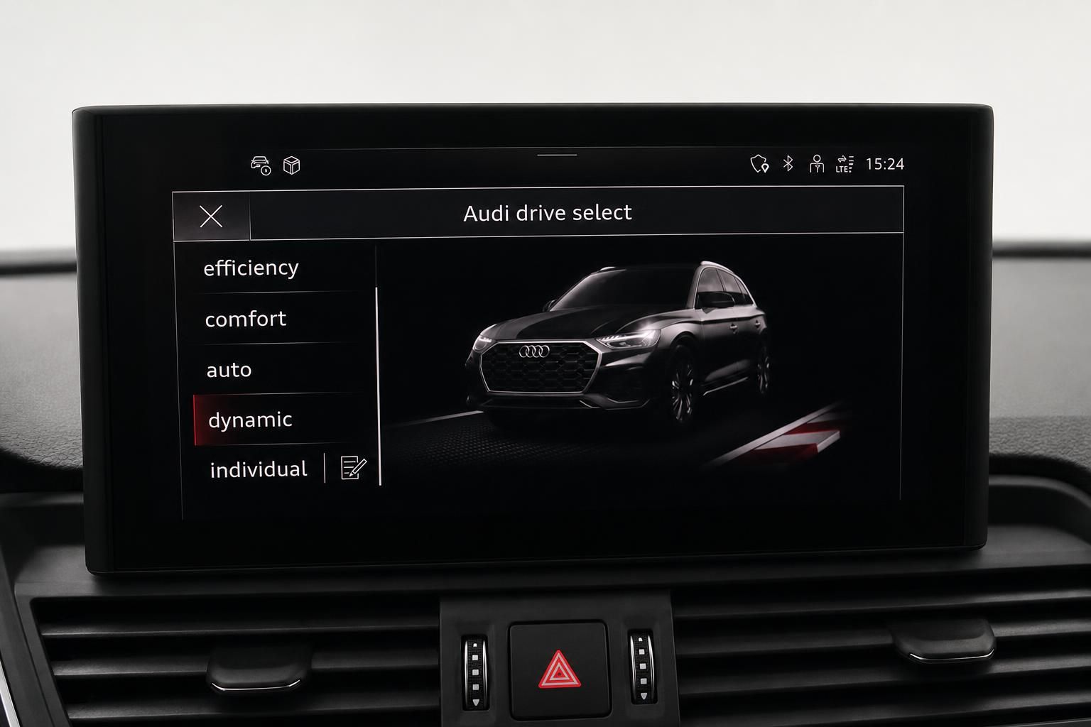 Audi Q5 Infotainment-Display mit Audi drive select Menü