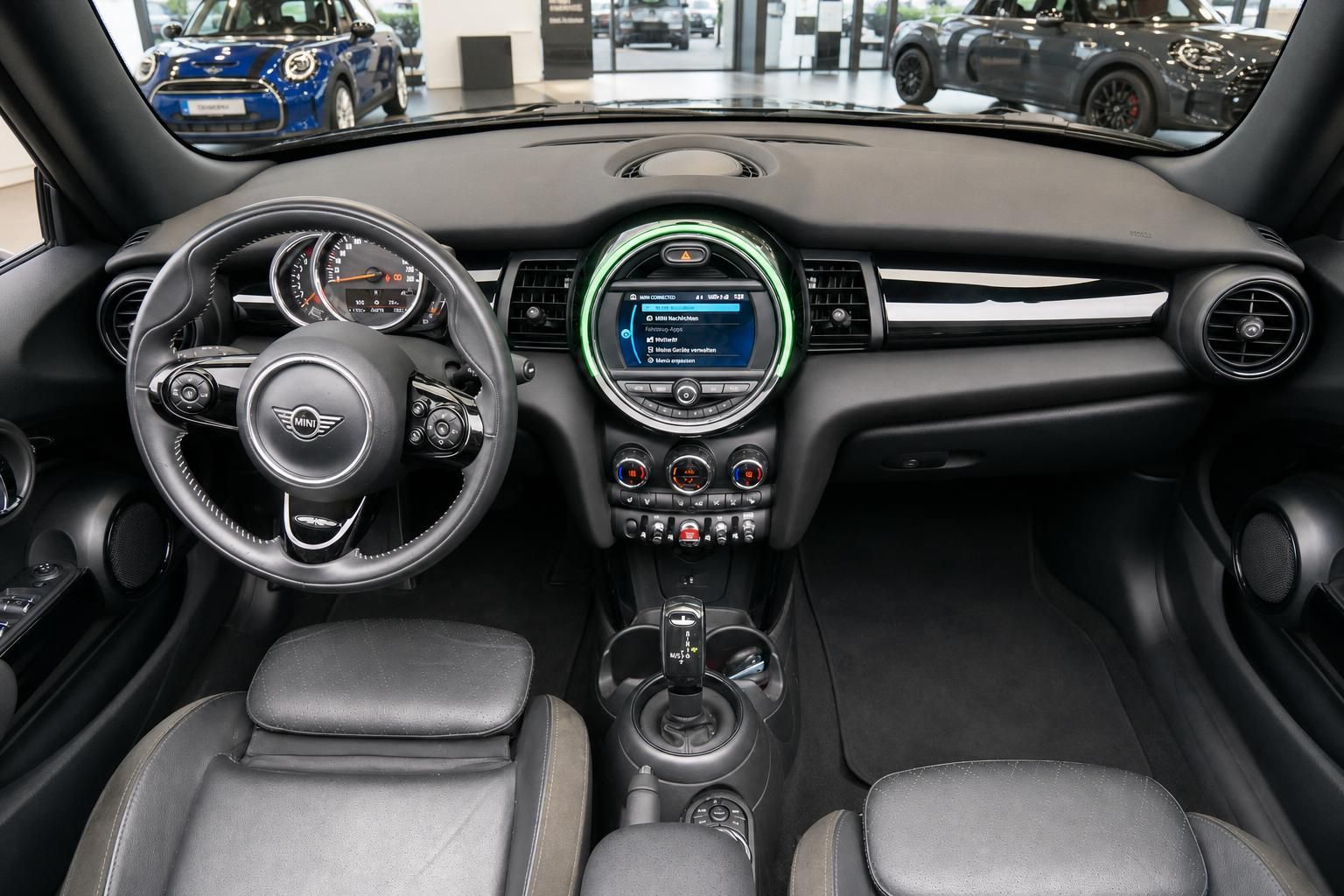 Mini Cooper Cabrio - Bild 3 von 10
