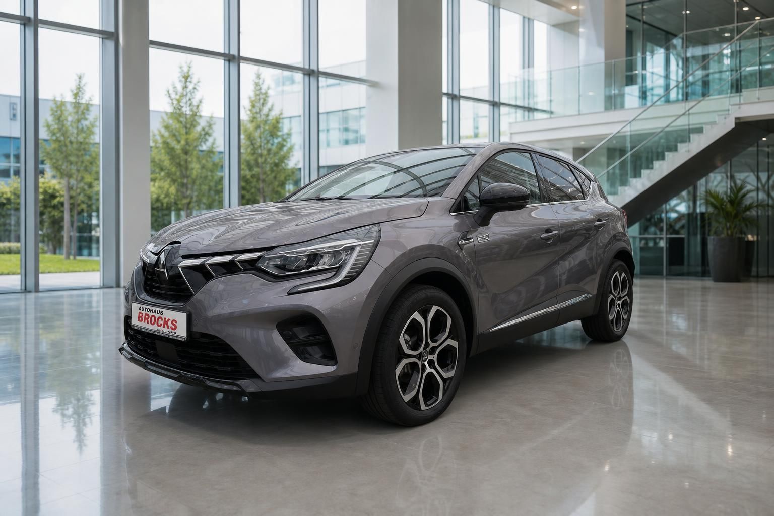 Mitsubishi ASX Seitenansicht in Grau, Showroom Autohaus Brocks