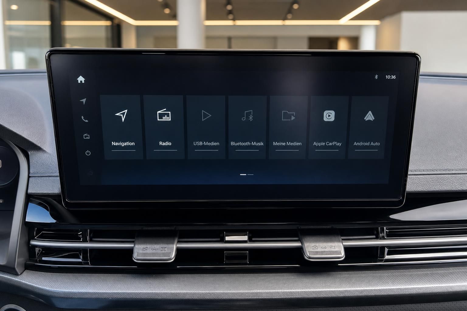 Infotainment-Touchscreen mit Navigation und Apple CarPlay