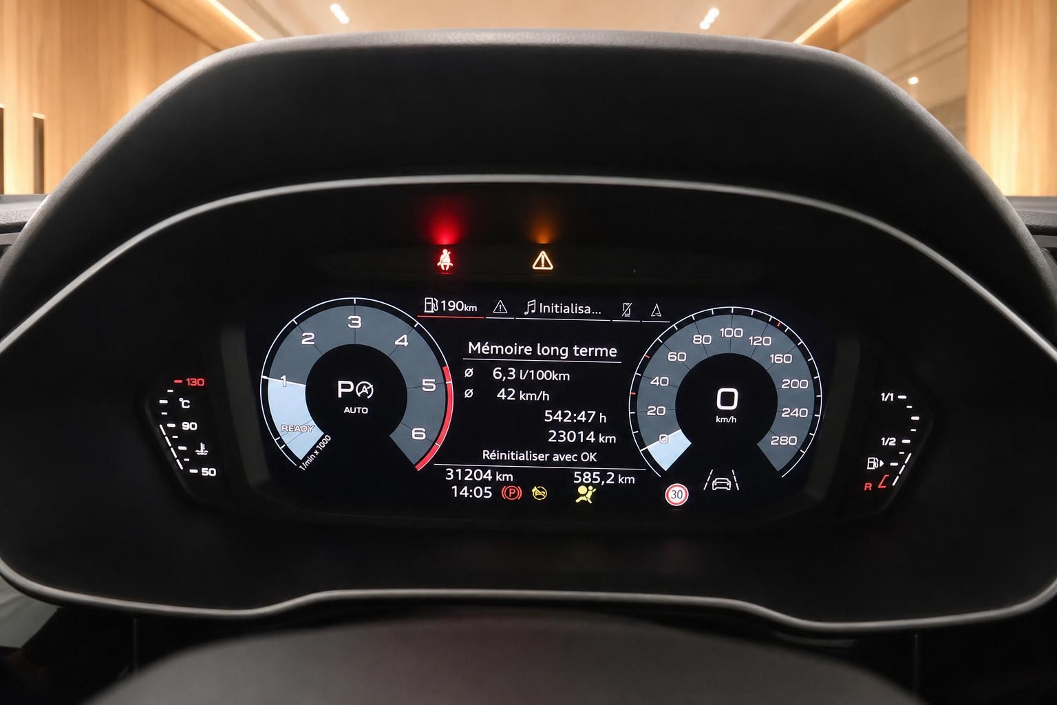 Audi Cockpit Anzeige, digitales Kombiinstrument im Detail
