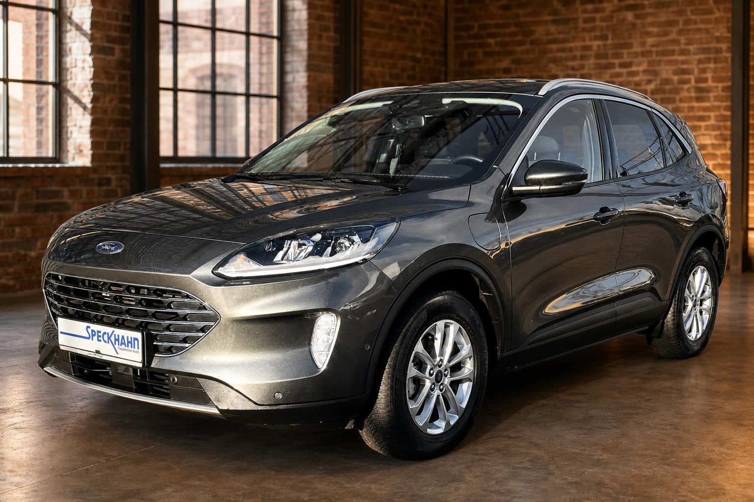 Ford Kuga Plug-In Hybrid Titanium el.Heckklappe adapt.Tempomat Navi digitales Cockpit Apple CarPlay