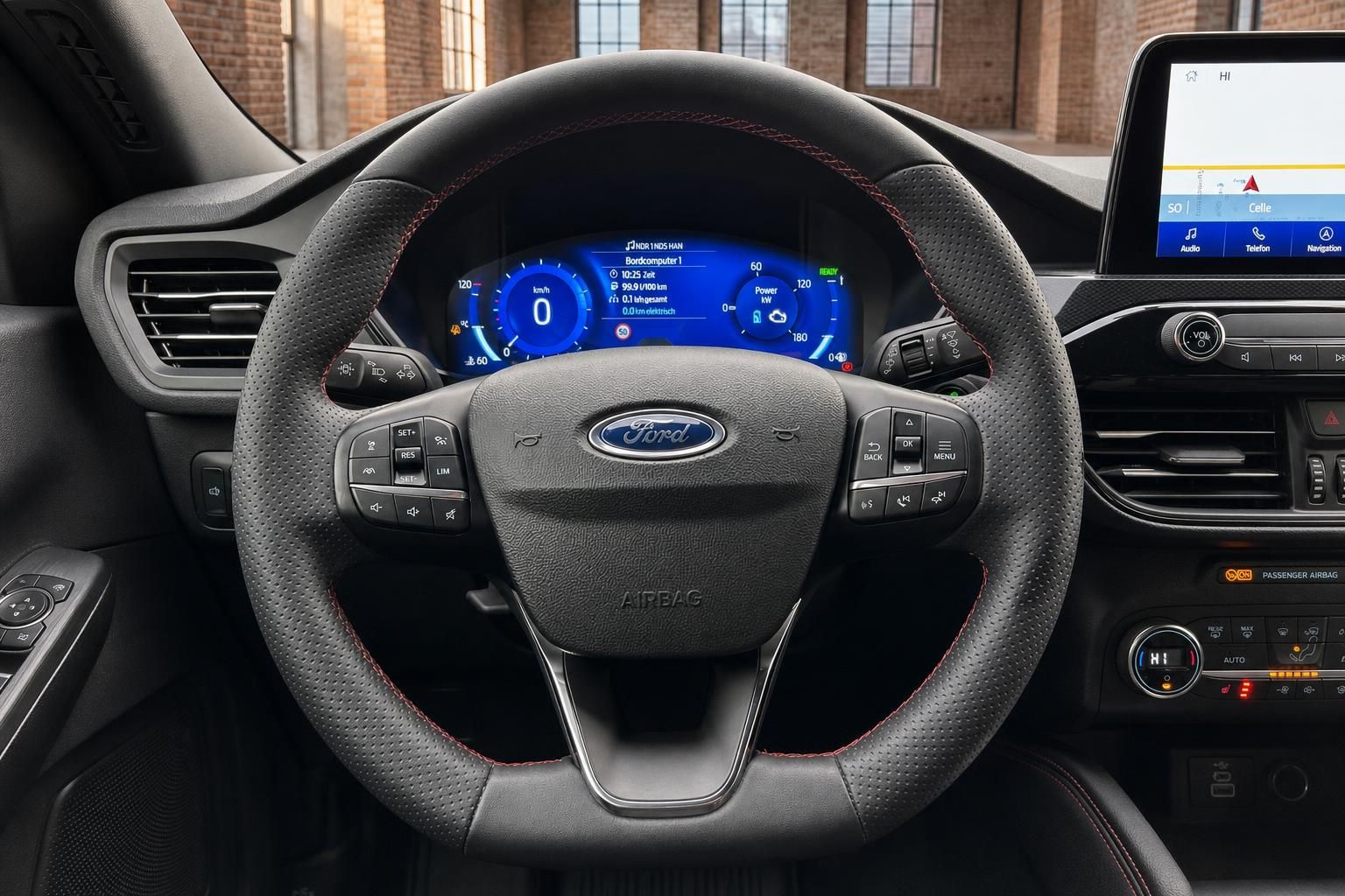Ford Kuga Lenkrad mit Multifunktionstasten und Digitaltacho