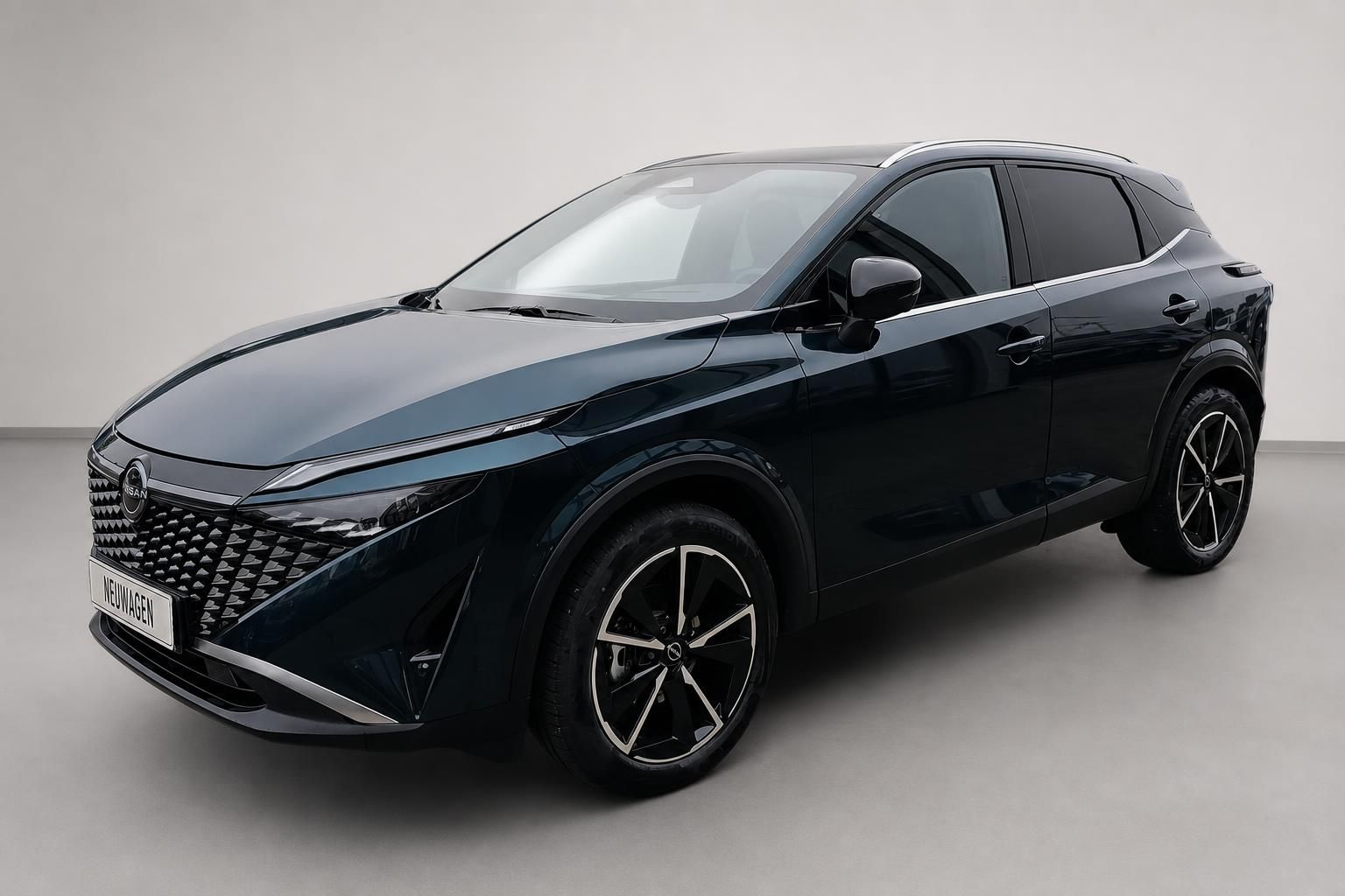 Nissan Qashqai Neuwagen Frontansicht schräg in Dunkelblau