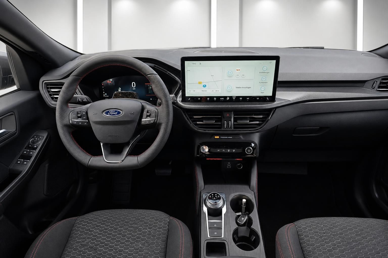 Ford Kuga Cockpit mit Lenkrad, Digitaltacho und Infotainment-System