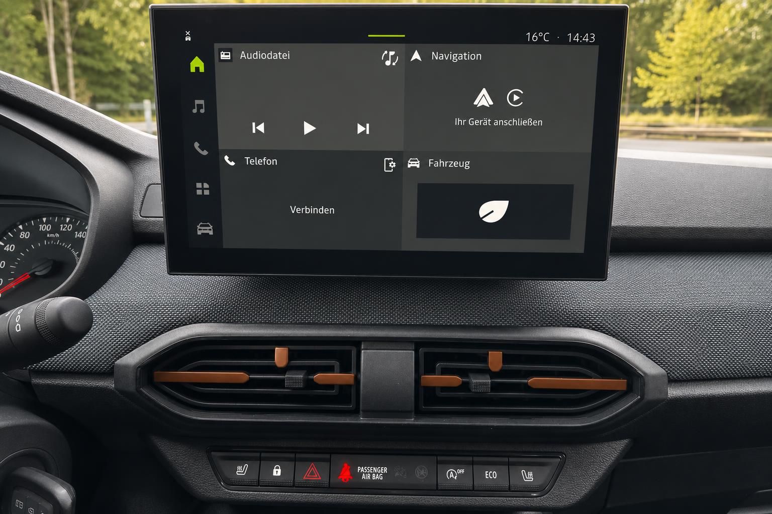 Fahrzeug Infotainment-System mit Touchscreen und Navigationsfunktionen