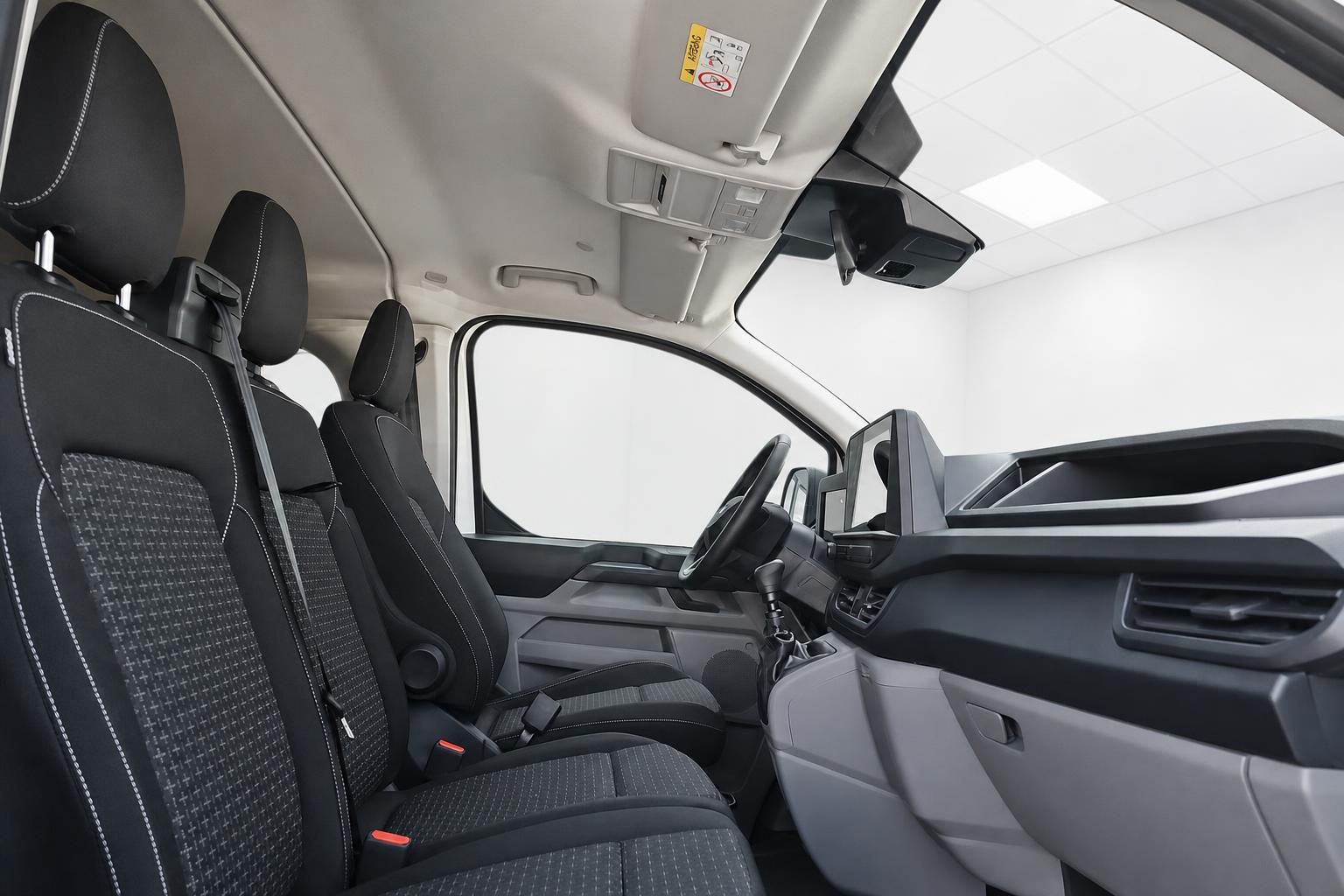 Ford Innenraum Vordersitze und Cockpit Ansicht