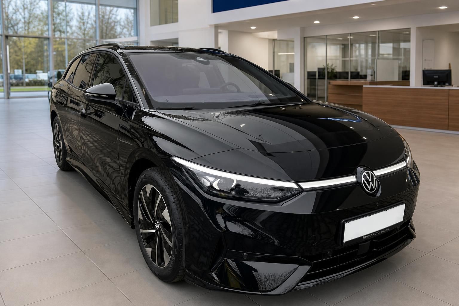 Volkswagen ID.7 Elektroauto schwarz Schrägansicht vorne mit LED-Scheinwerfern