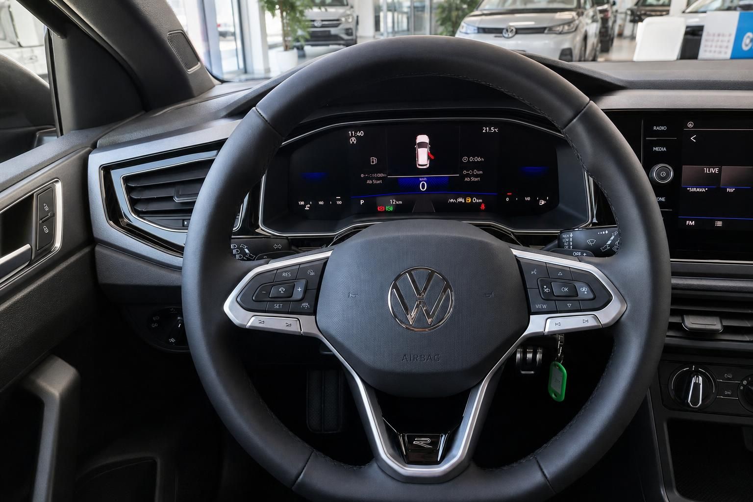 VW Volkswagen Innenraum Lenkrad mit digitalem Cockpit und Multifunktionstasten